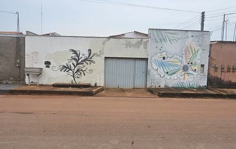 CASA COM 4 QUARTOS, AV ASFALTADA E OTIMA LOCALIZA��O - VILA BOM JARDIM A�AILANDIA MA